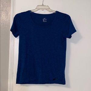 Nike dri-fit t